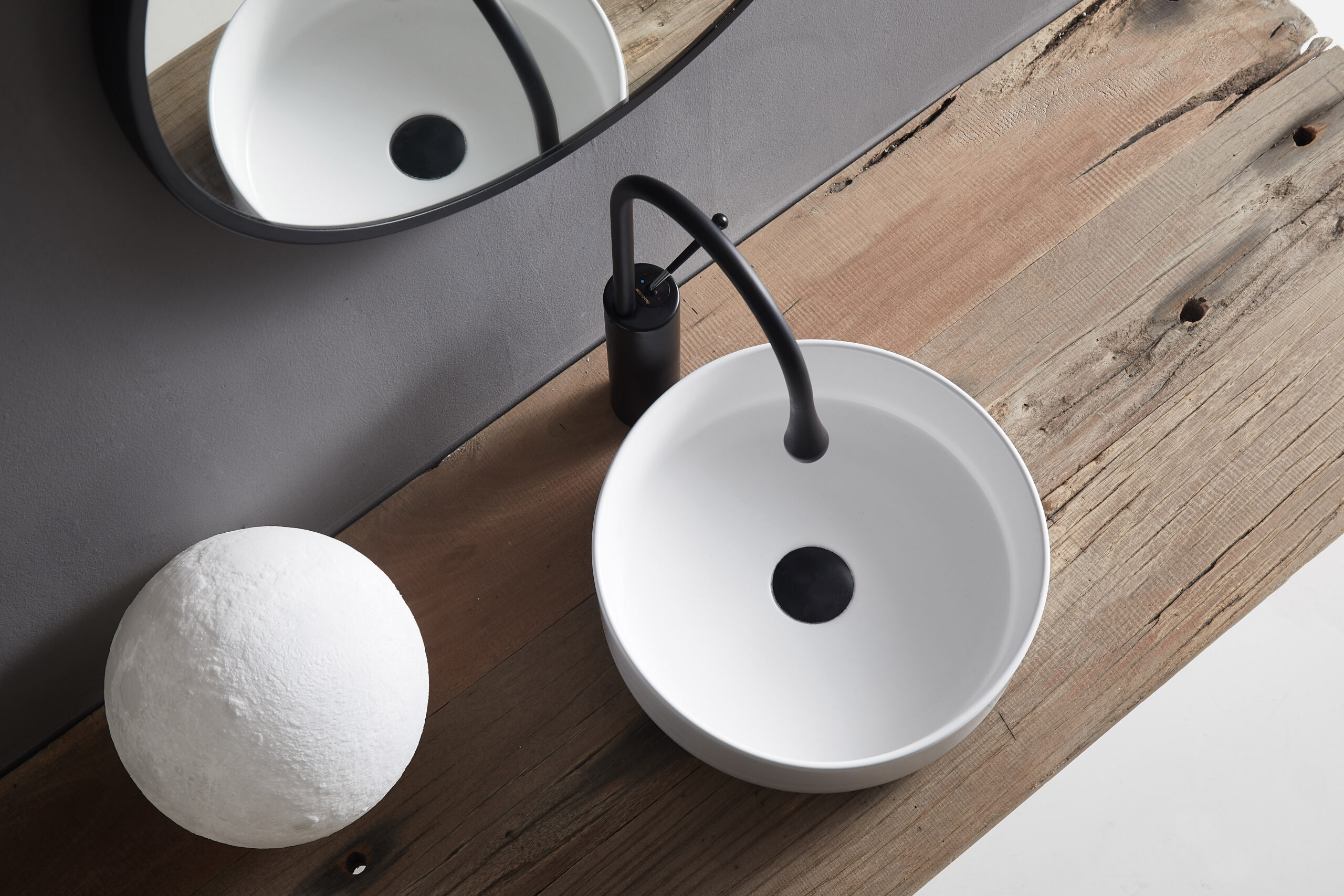 Naga Round Above Counter Basin Gloss White - Image 2